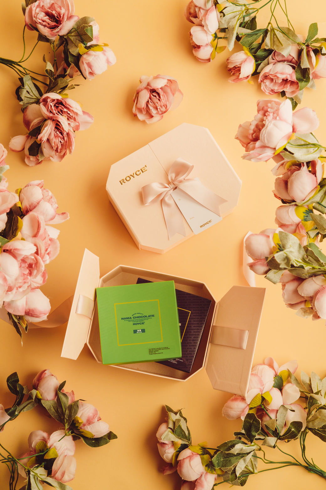 ROYCE' CHOCOLATE - ROSE COLLECTION - ROSE - B