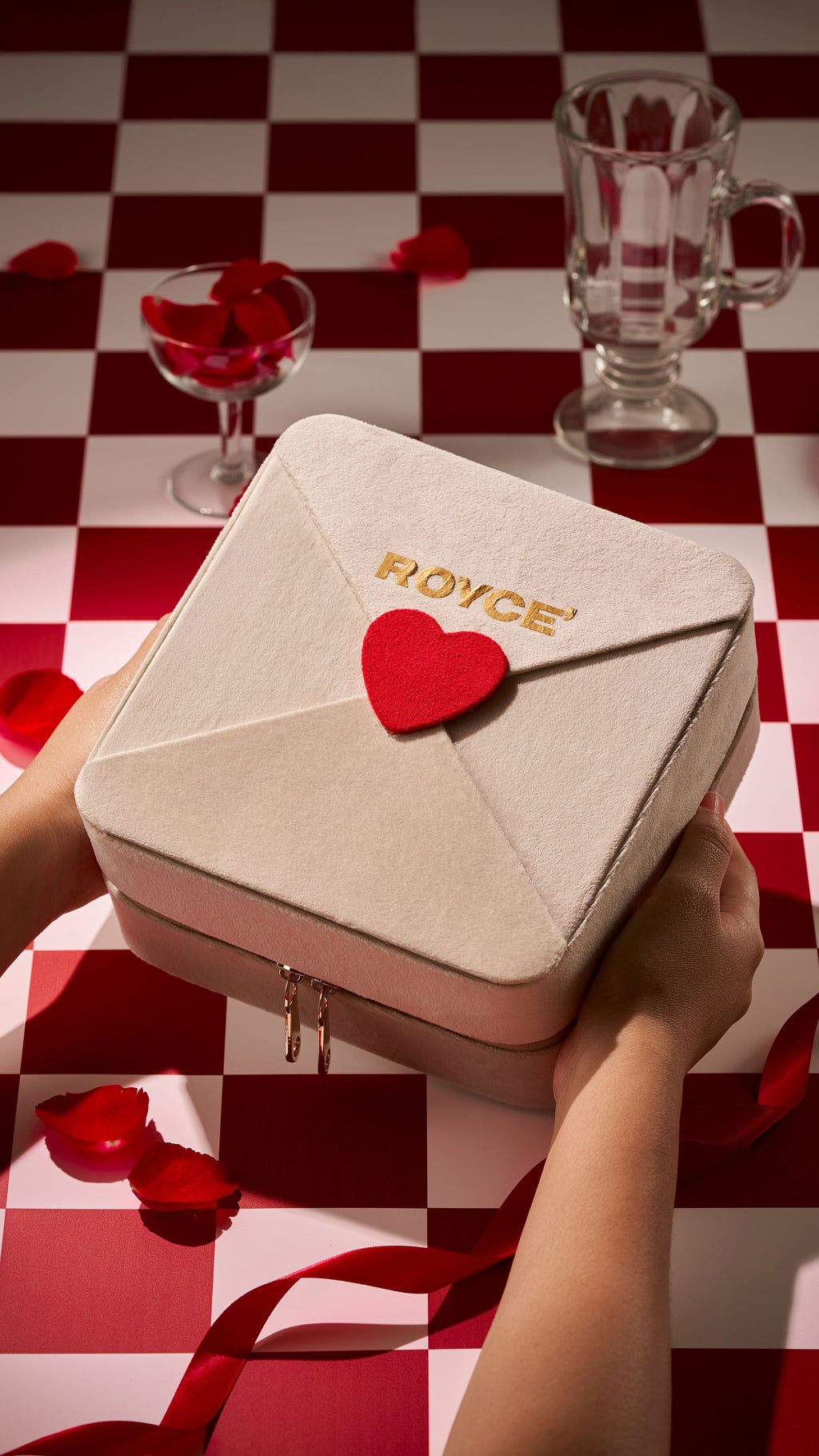 ROYCE' CHOCOLATE - Love Letter Collection
