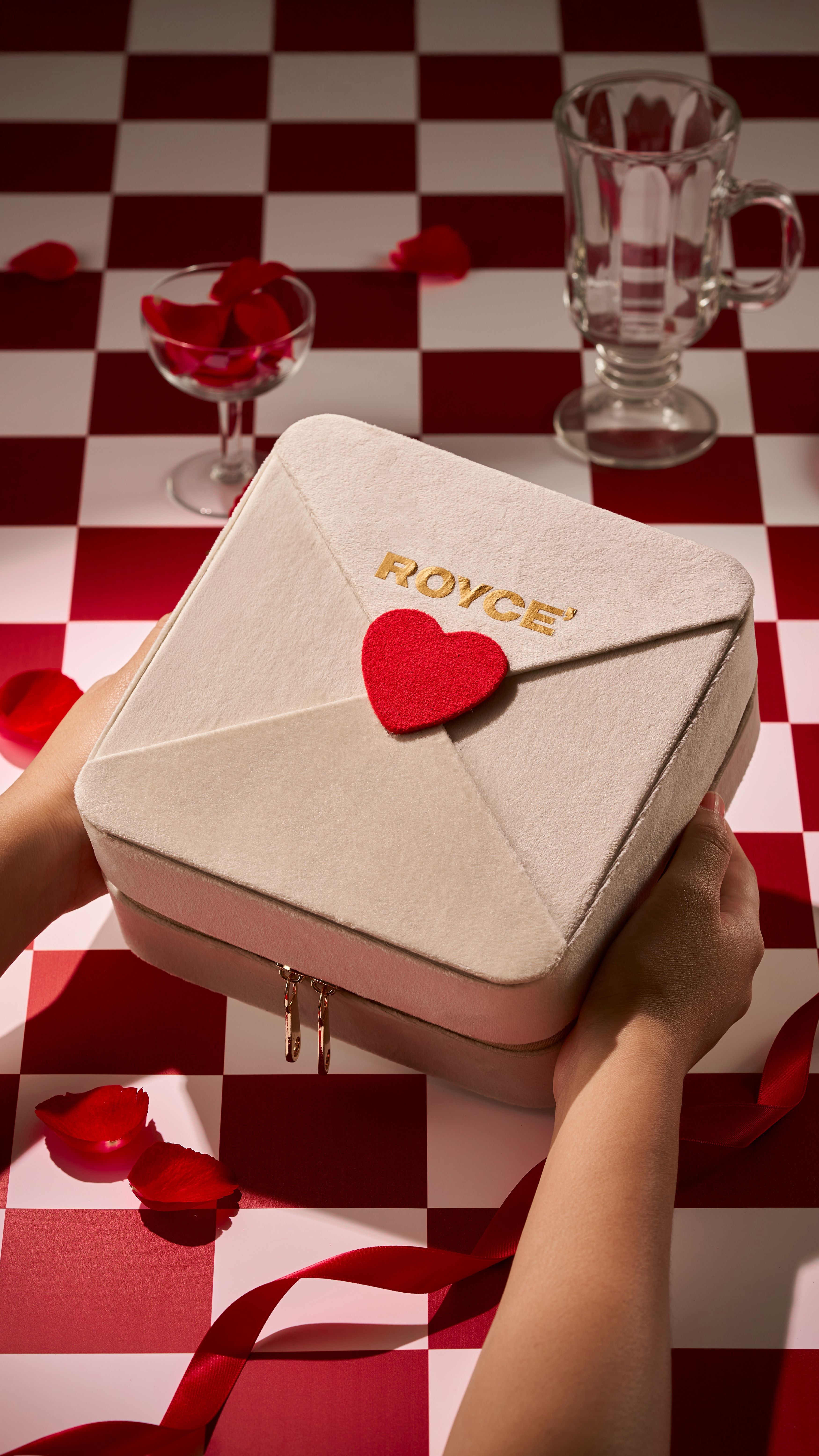 ROYCE' CHOCOLATE - Love Letter Collection